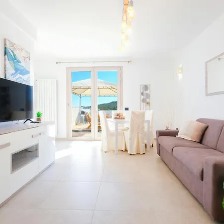 Reha Private Pool - Castro By Hdsalento Appartement *